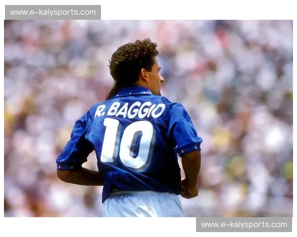 蓝色魅影与蓝色之梦：2006世界杯德国对阵意大利的永恒史诗